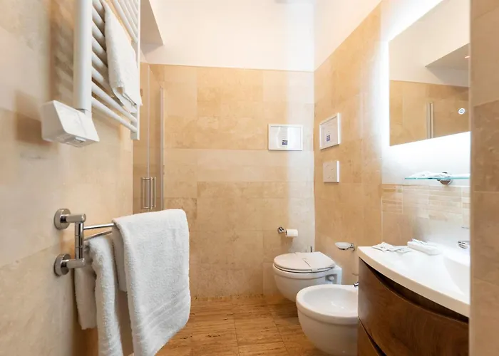 Manfredi House San Pietro 4* רומא