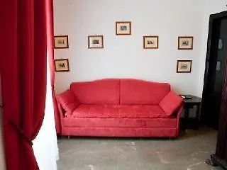 Manfredi House San Pietro בית הארחה רומא